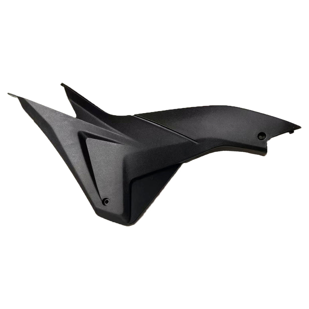 Right Middle Plastic