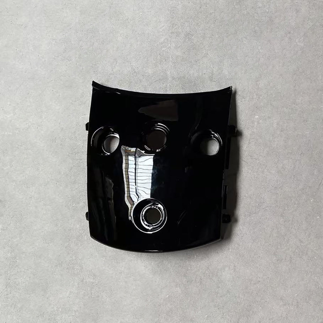 Rear Center Plastic
