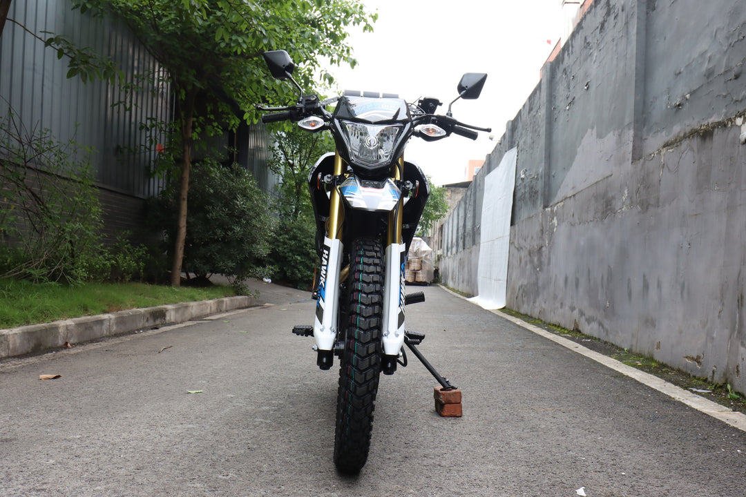 Free Shipping! X-PRO Hawk DLX 250 EFI Fuel Injection Motorcycle with 5-speed Manual Transmission and Electric/kick Start! Big 21in/18in Wheels! DOT Approved Street Legal!