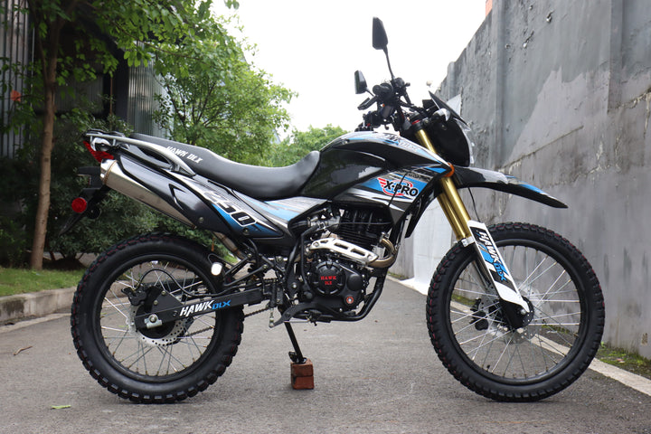 Free Shipping! X-PRO Hawk DLX 250 EFI Fuel Injection Motorcycle with 5-speed Manual Transmission and Electric/kick Start! Big 21in/18in Wheels! DOT Approved Street Legal!