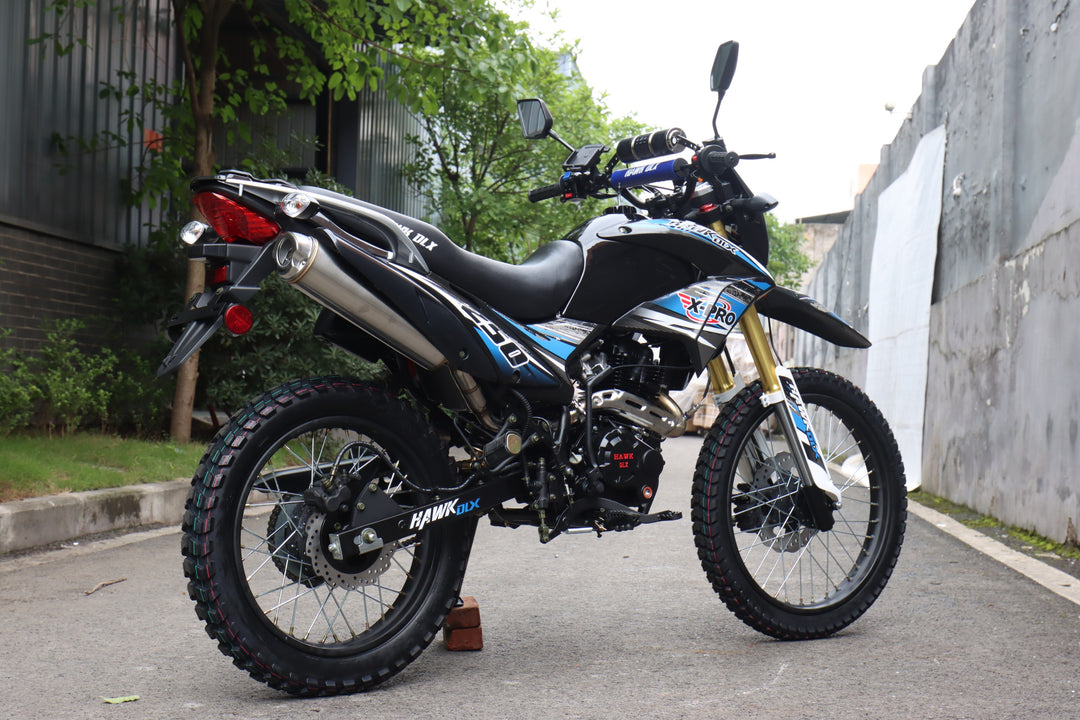 Free Shipping! X-PRO Hawk DLX 250 EFI Fuel Injection Motorcycle with 5-speed Manual Transmission and Electric/kick Start! Big 21in/18in Wheels! DOT Approved Street Legal!