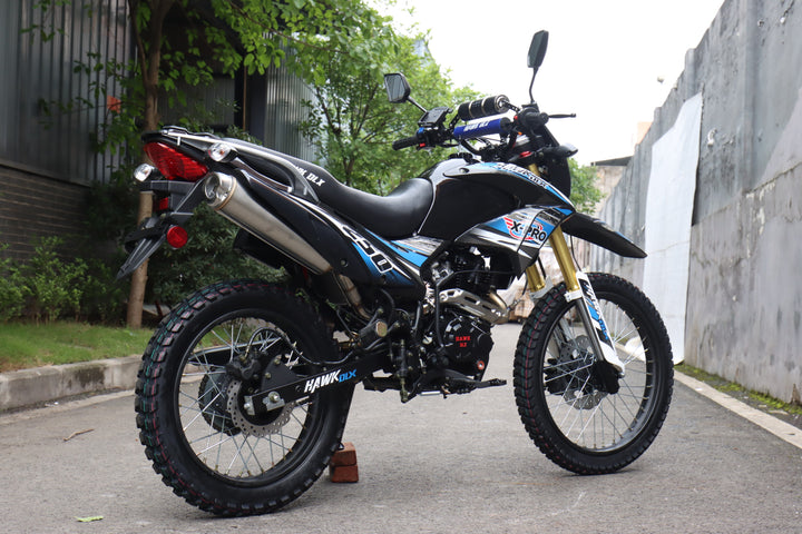 Free Shipping! X-PRO Hawk DLX 250 EFI Fuel Injection Motorcycle with 5-speed Manual Transmission and Electric/kick Start! Big 21in/18in Wheels! DOT Approved Street Legal!