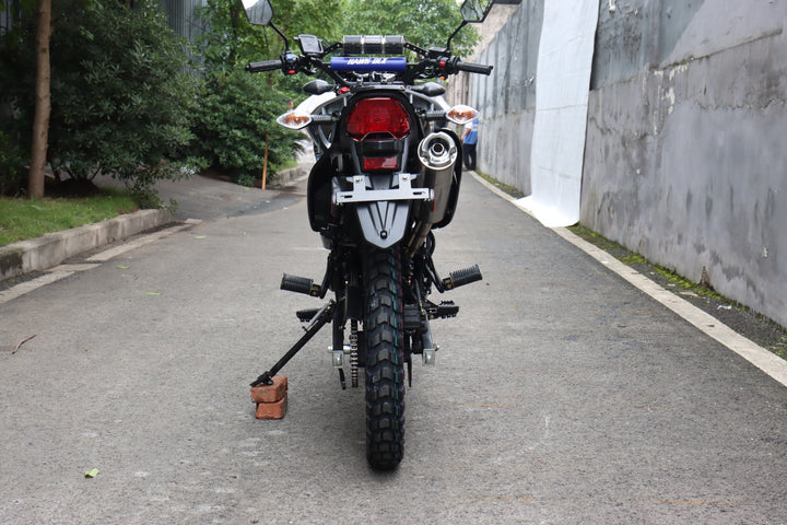 Free Shipping! X-PRO Hawk DLX 250 EFI Fuel Injection Motorcycle with 5-speed Manual Transmission and Electric/kick Start! Big 21in/18in Wheels! DOT Approved Street Legal!