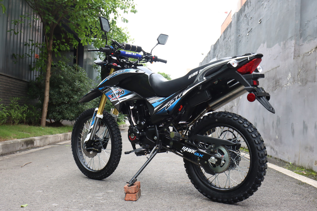 Free Shipping! X-PRO Hawk DLX 250 EFI Fuel Injection Motorcycle with 5-speed Manual Transmission and Electric/kick Start! Big 21in/18in Wheels! DOT Approved Street Legal!