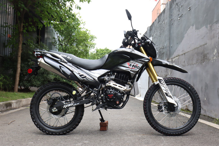 Free Shipping! X-PRO Hawk DLX 250 EFI Fuel Injection Motorcycle with 5-speed Manual Transmission and Electric/kick Start! Big 21in/18in Wheels! DOT Approved Street Legal!