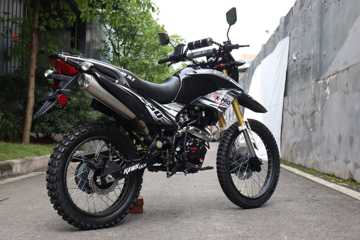 Free Shipping! X-PRO Hawk DLX 250 EFI Fuel Injection Motorcycle with 5-speed Manual Transmission and Electric/kick Start! Big 21in/18in Wheels! DOT Approved Street Legal!