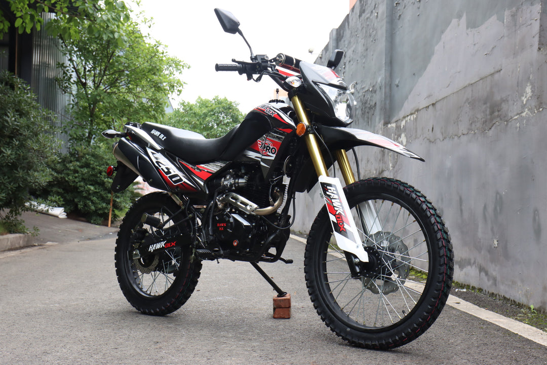 Free Shipping! X-PRO Hawk DLX 250 EFI Fuel Injection Motorcycle with 5-speed Manual Transmission and Electric/kick Start! Big 21in/18in Wheels! DOT Approved Street Legal!