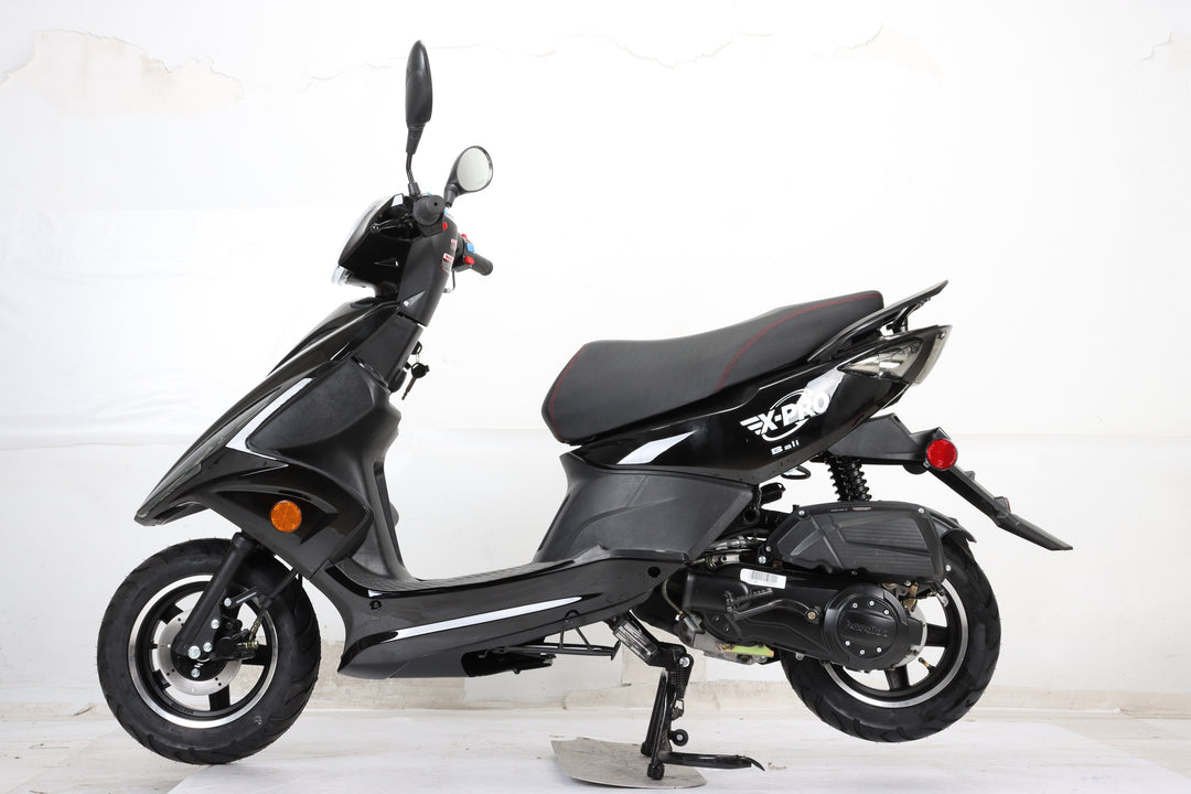 Free Shipping! X-PRO Bali 150cc Moped Scooter with 10in Wheels! Electric Start, Large Headlights!
