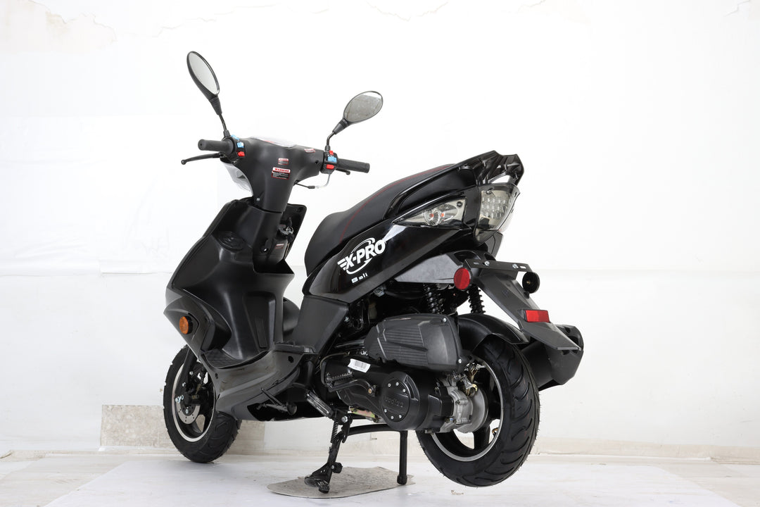Free Shipping! X-PRO Bali 150cc Moped Scooter with 10in Wheels! Electric Start, Large Headlights!